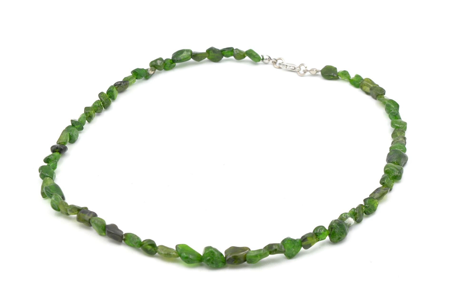 Choker Model Amorf Kesim Doğal Diopsit Taşı Kolye