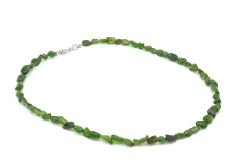 Choker Model Amorf Kesim Doğal Diopsit Taşı Kolye