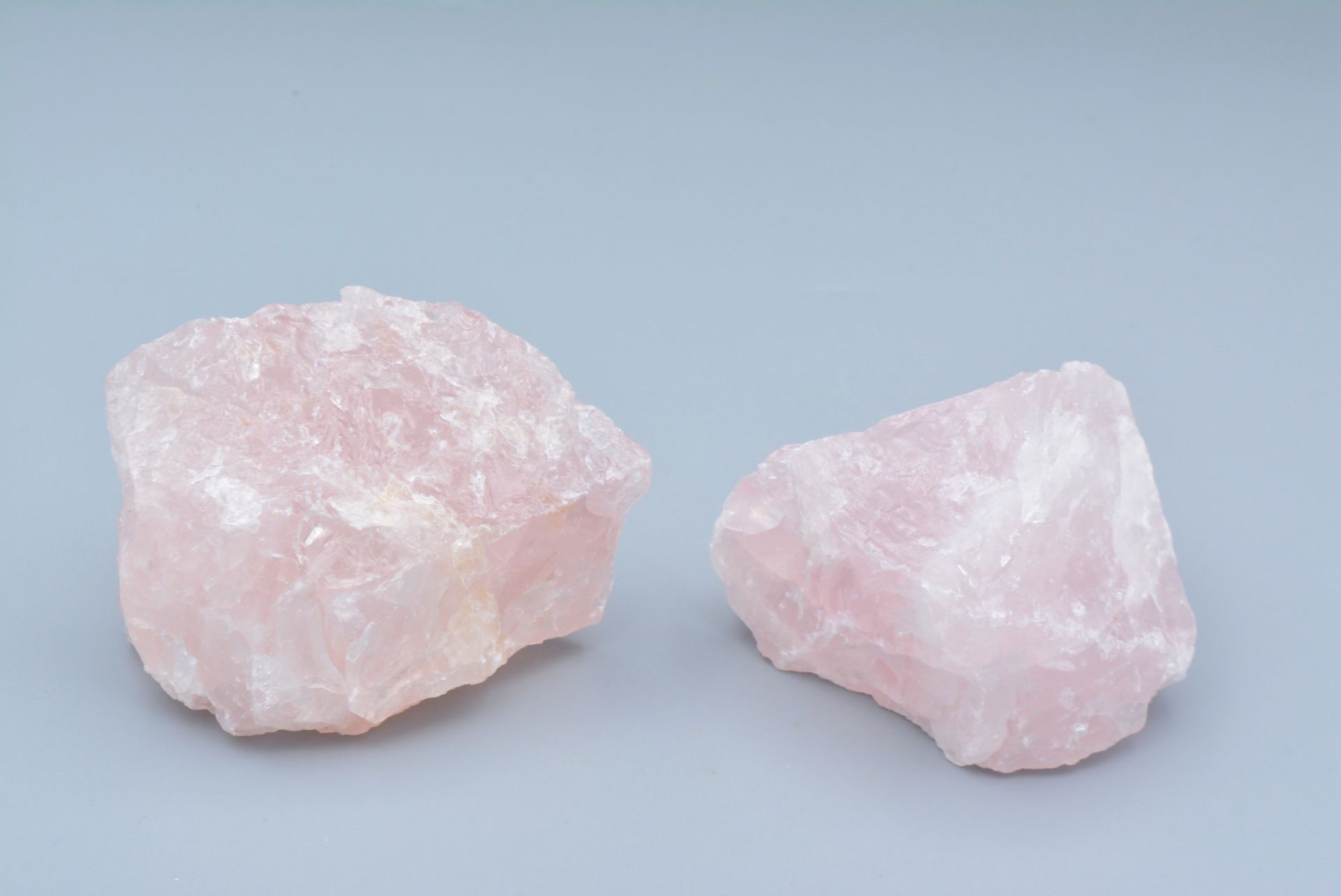 Hakiki Doğal İri Boy Pembe Kuvars Taşı Kaya Parçası