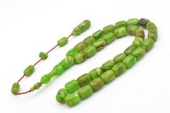 Halil Usta İmzalı Fıçı Model İri Boy Hareli Yeşil Sıkma Kehribar Tesbih