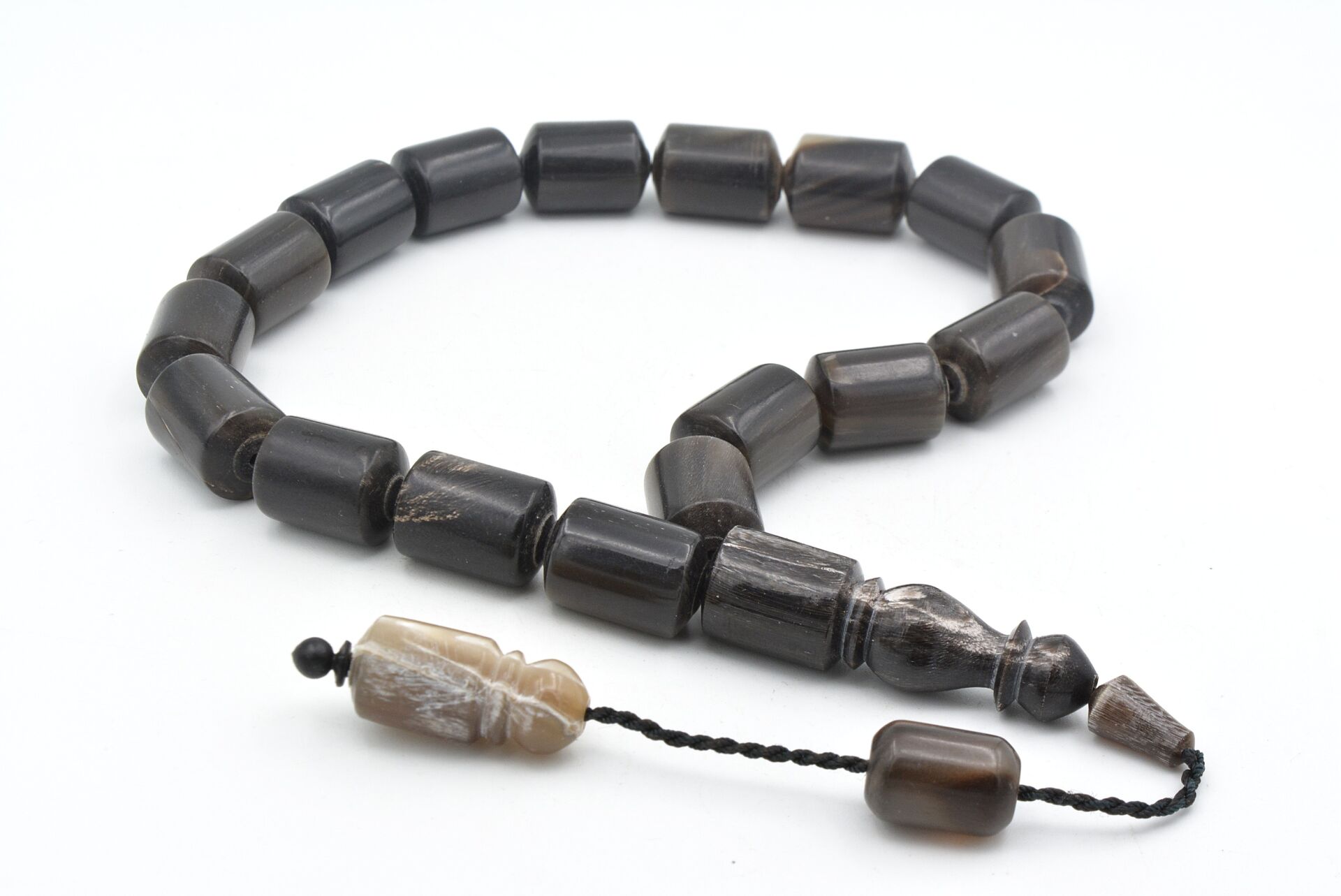 Usta İşi Sistemli Kapsül Kesim Bufalo Boynuzu Efe Maskot Tesbih