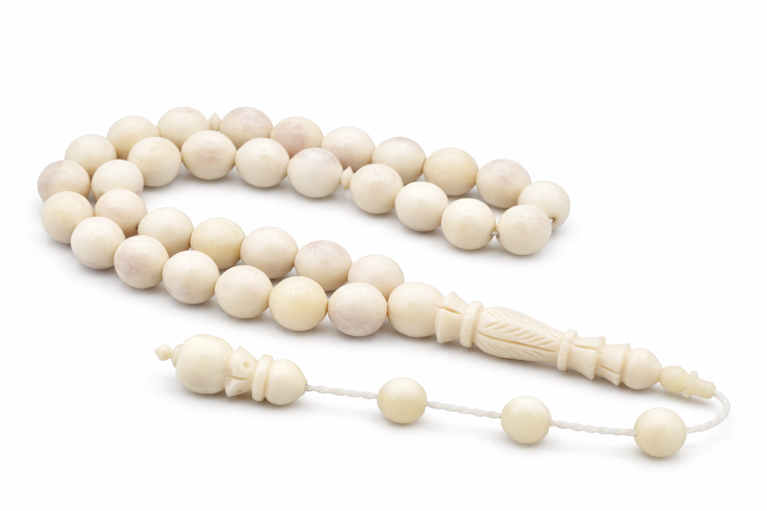 Usta İşi Sistemli Uçlu Küre Kesim İri Boy Balina Kemiği Tesbih