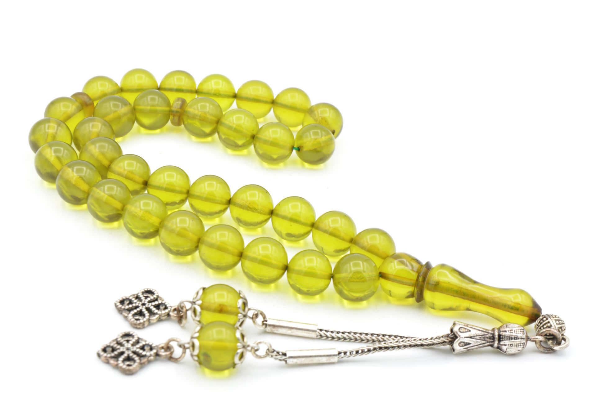 Gümüş Kaplama Püsküllü Küre Yeşil Sıkma Kehribar Tesbih