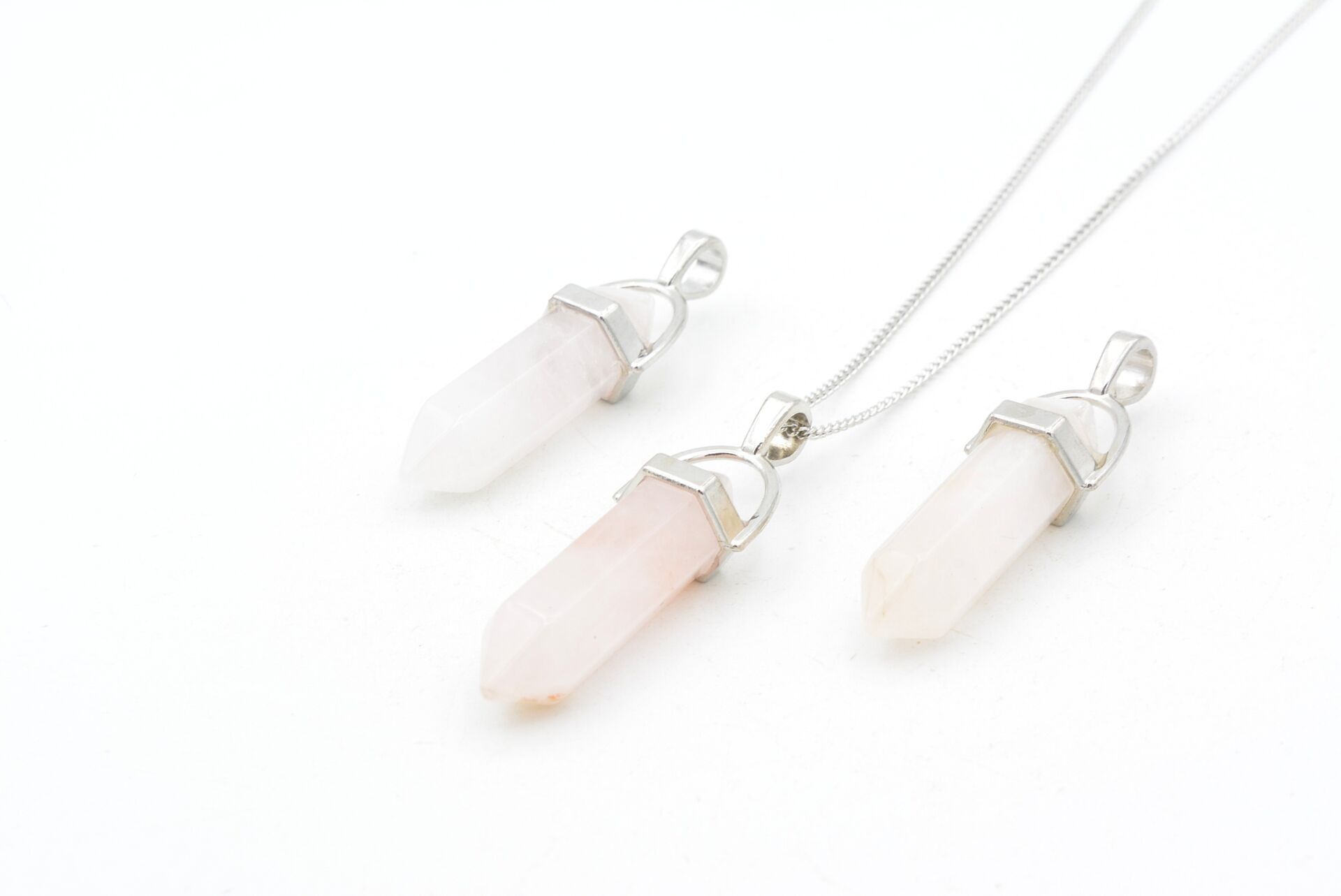 Hakiki Pandül Model Doğal Pembe Kuvars Taşı Kolye Ucu