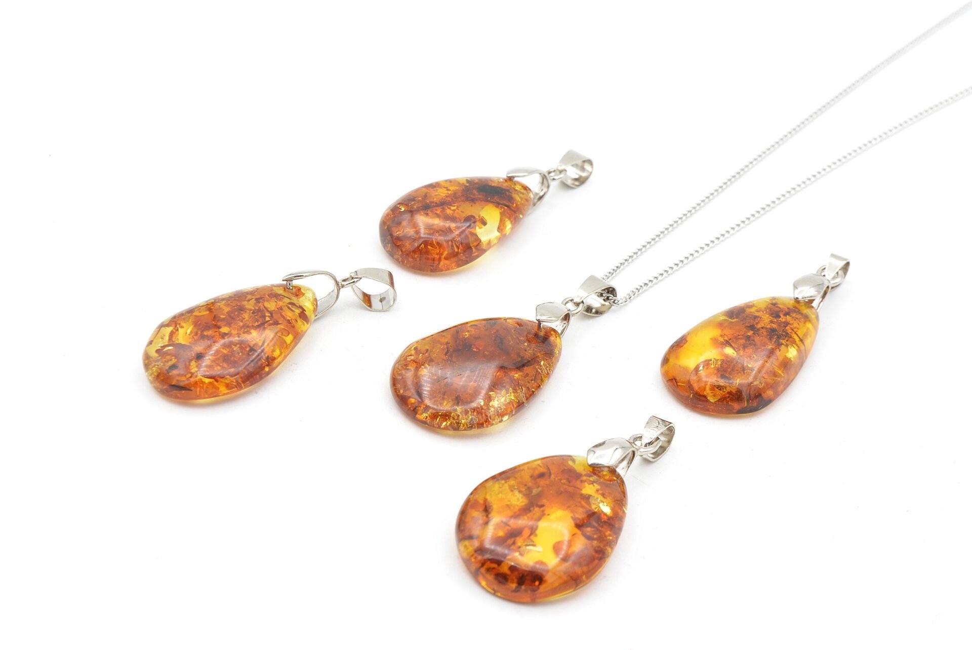 Orijinal Doğal Fosilli Damla Kehribar Kolye Ucu 001