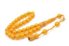 Hakkı Usta İmzalı Küre Kesim Bilek Boy Hareli Sarı Sıkma Kehribar Tesbih