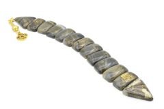 İri Taneli Hareli Koyu Yeşil Toz Kehribar Balık Tesbih