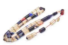 Hakkı Usta İmzalı Kesme Model Lacivert Kırmızı Sıkma Kehribar Tesbih