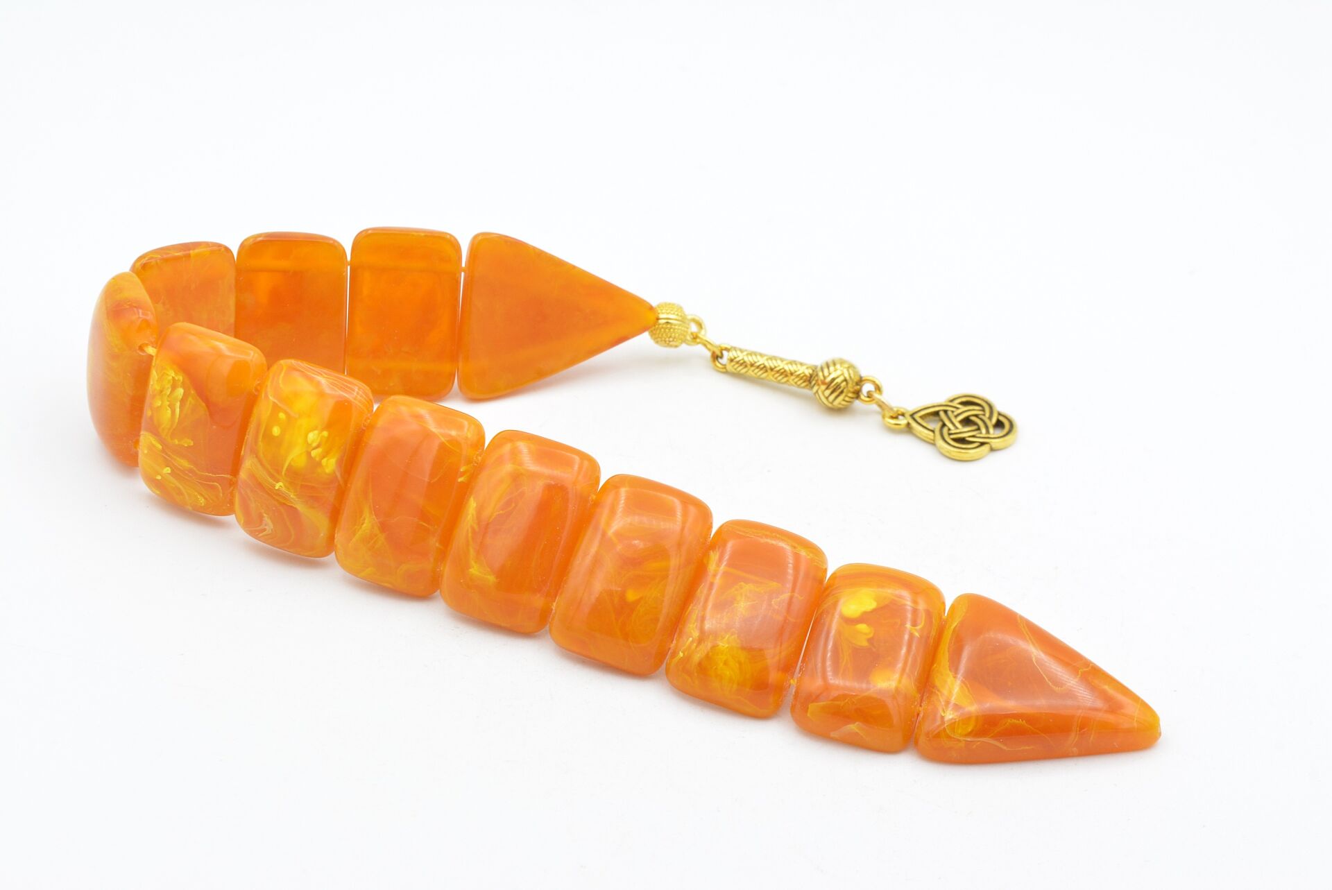 İri Taneli Hareli Turuncu Toz Kehribar Balık Tesbih 002