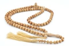 Saçaklı Püsküllü Basık Küre Kesim Kokulu 99 luk Sandal Ağacı Tesbih