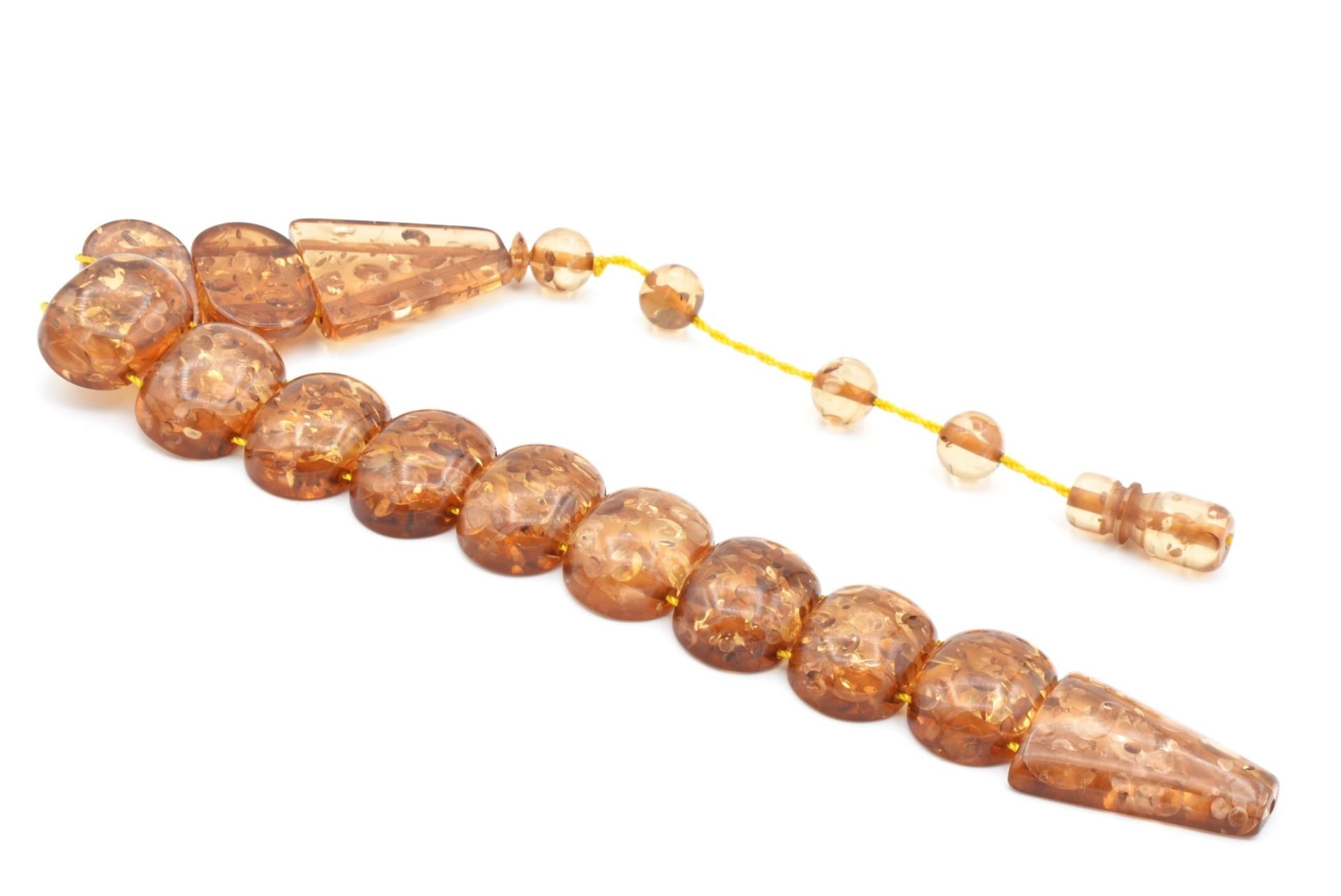 Sistemli Hareli Parçacıklı Altın Rengi Toz Kehribar Balık Tesbih