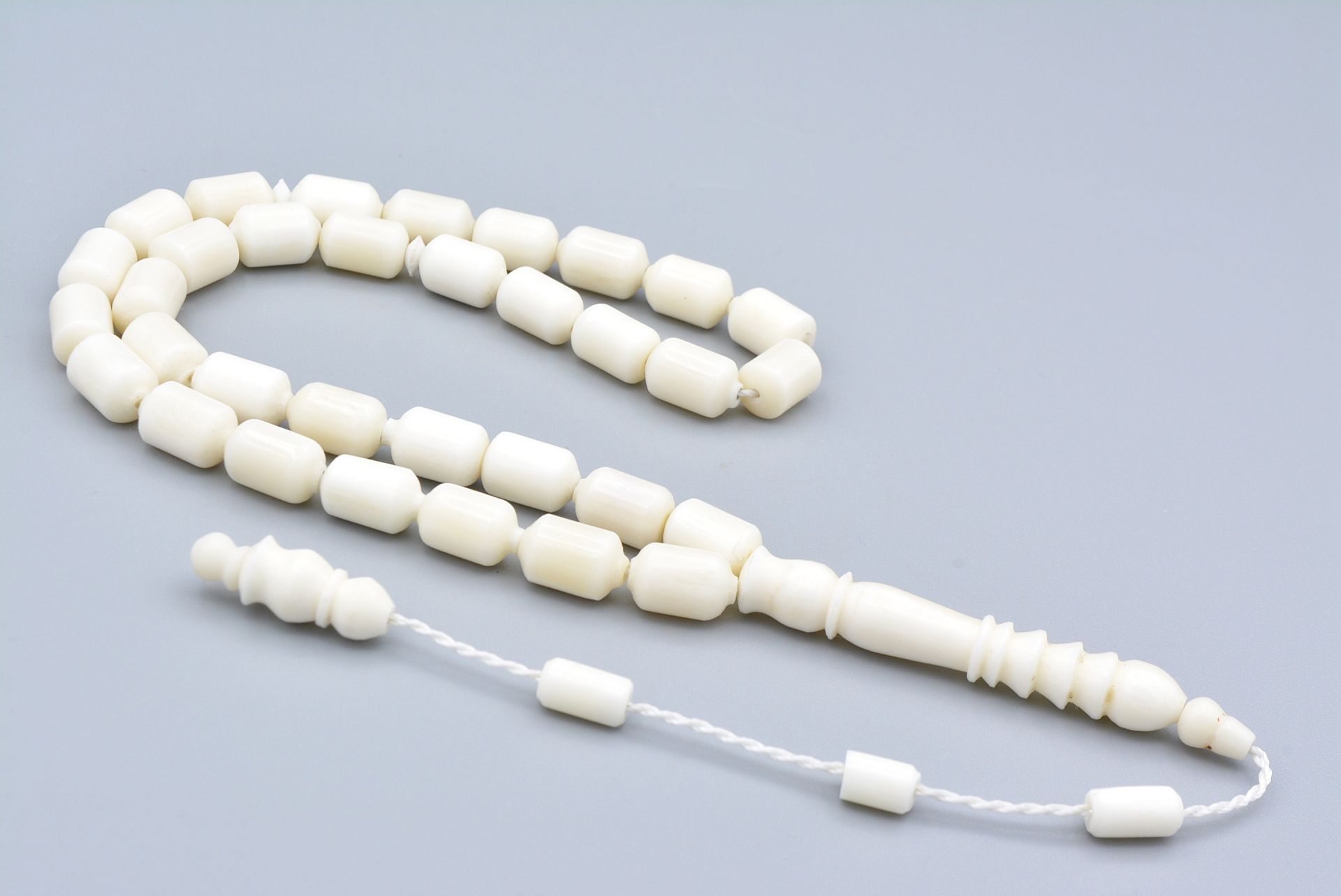 Sistemli Oyma İmameli Kapsül Kesim Deve Kemiği Tesbih