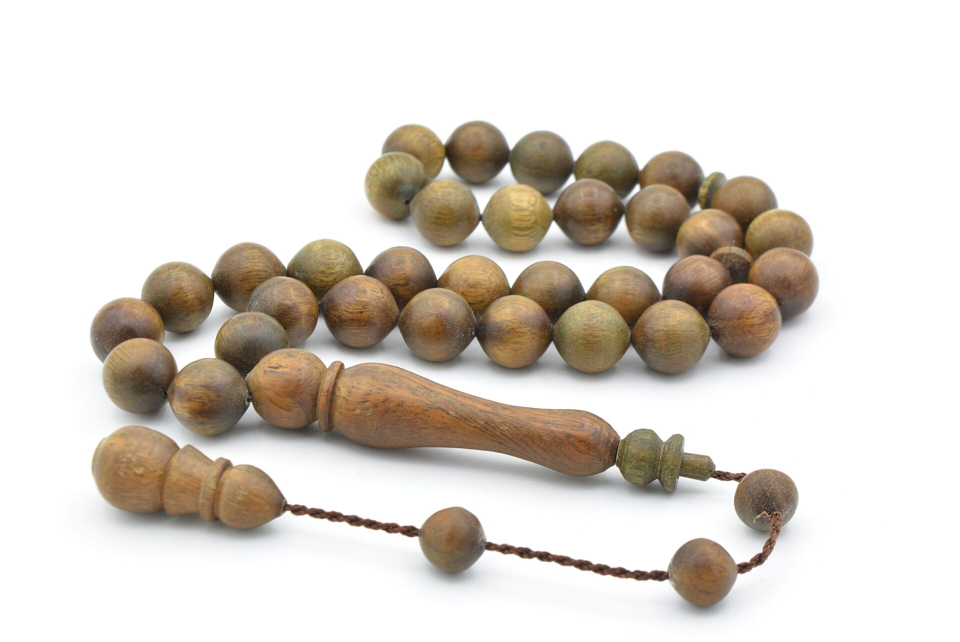 Sistemli Sığırcık Kesim İri Boy Kahverengi Pelesenk Ağacı Tesbih
