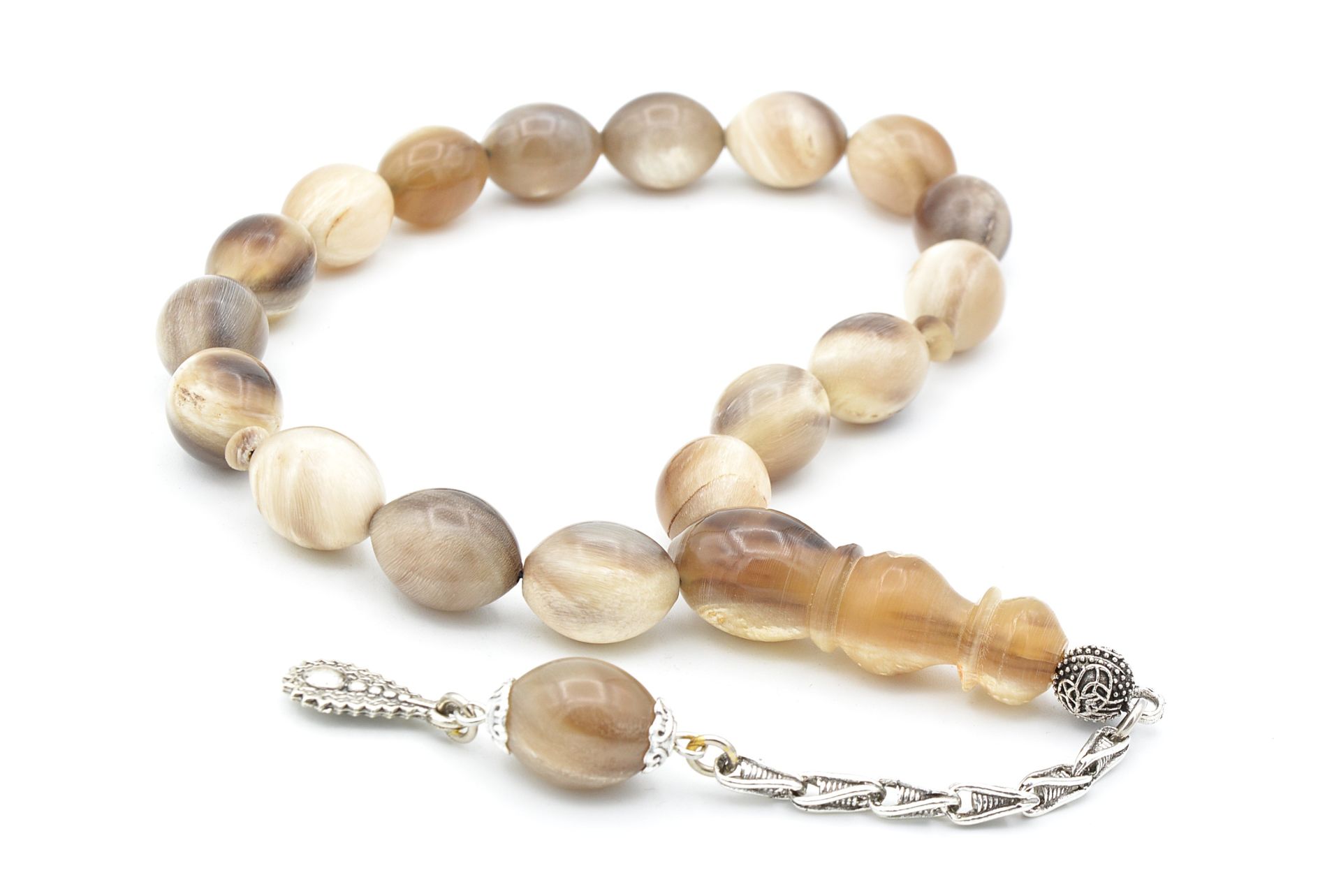 Gümüş Kaplama Kamçılı Beyzi Kesim Bej Bufalo Boynuzu Efe Maskot Tesbih