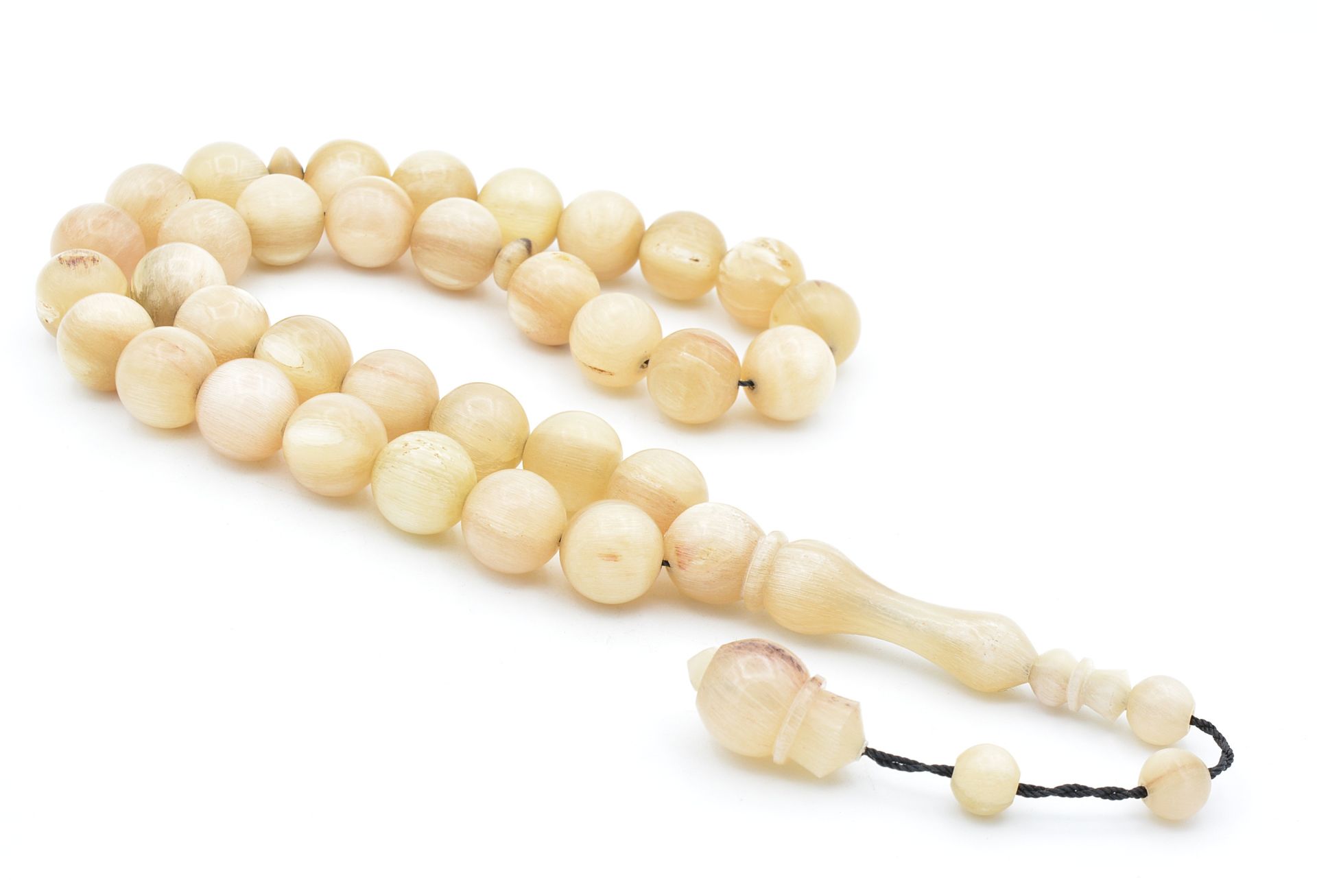 Usta İşi Sistemli Küre Kesim İri Boy Koç Boynuzu Tesbih 12 Mm