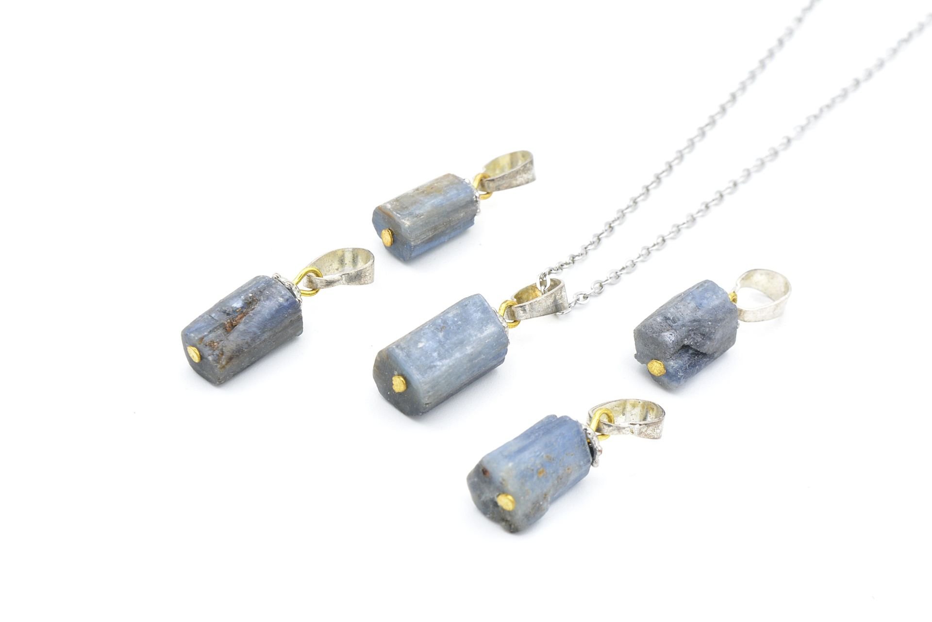 Hakiki Doğal Kyanit Taşı Kolye Ucu