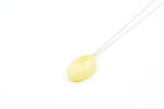 Gümüş Zincirli Hakiki Doğal Damla Kehribar Kolye Ucu