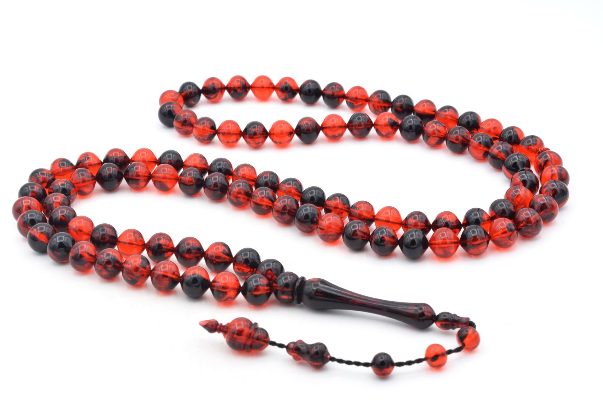 Usta İşi Sistemli Sığırcık Kesim 99 luk Kırmızı Siyah Uçak Camı Tesbih