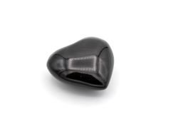 HAKİKİ DOĞAL KALP ŞEKLİNDE RAİNBOW OBSİDYEN TAŞI 113 GRAM