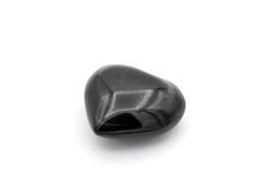 HAKİKİ DOĞAL KALP ŞEKLİNDE RAİNBOW OBSİDYEN TAŞI 113 GRAM