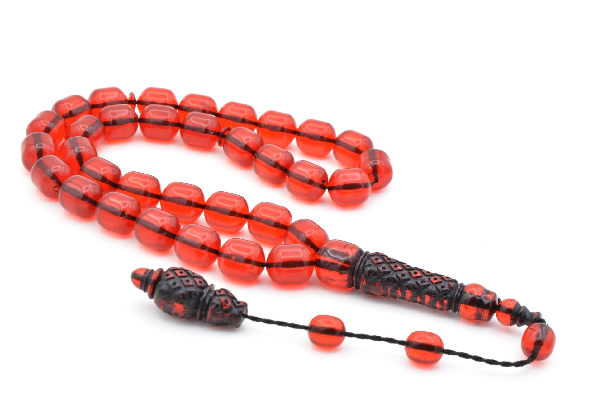 Sistemli Fıçı Kesim Kırmızı Siyah Toz Pres Kehribar Tesbih