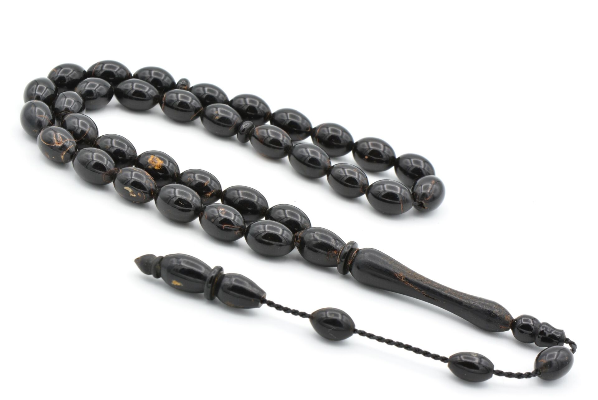 Sistemli Beyzi Kesim Siyah Mercan Yusuri Tesbih