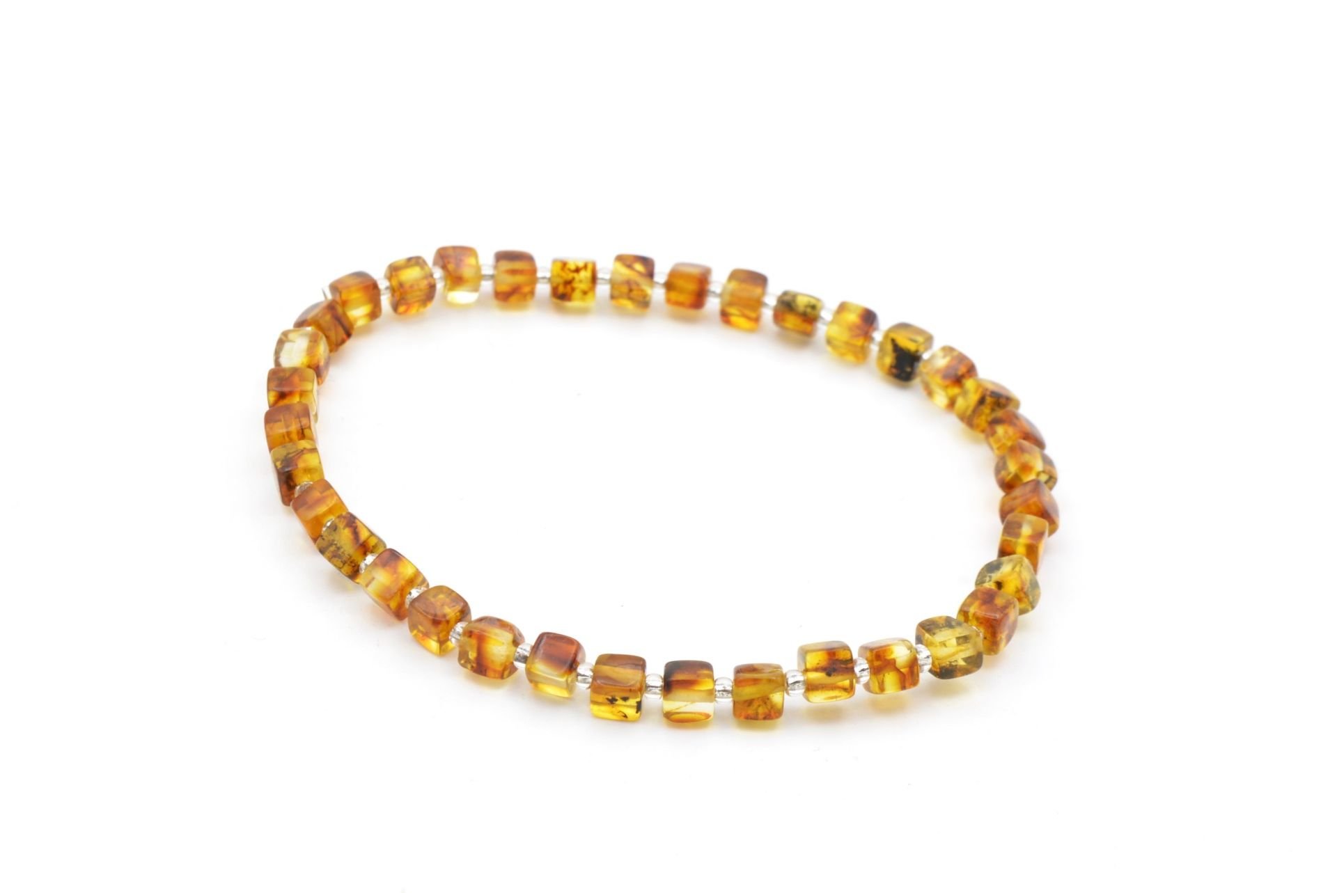 Hakiki Sertifikalı Doğal Küp Kesim Kehribar Bileklik 001